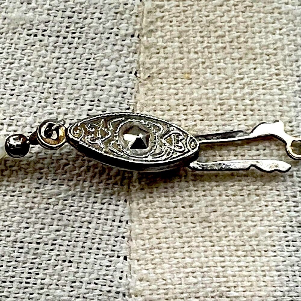 Vintage Heart-Shaped Shell Necklace With Mother Of Pearl Beads - Picture 8 of 12